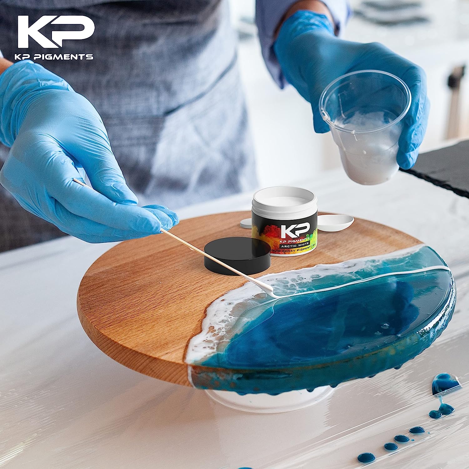 Load image into Gallery viewer, Artic White - Epoxy Pigment Paste for Epoxy Resin, Tint/Pigment Paste with Spoon for Arts and Crafts, Jewelry, Resin Woodworking and More!